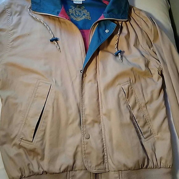 Izod Other - IZOD Men's bomber style jacket c hood in collar